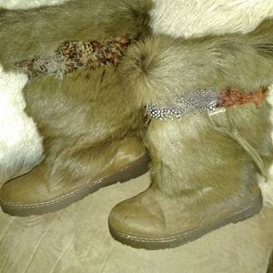 Bearpaw Kola II Boots sz 10